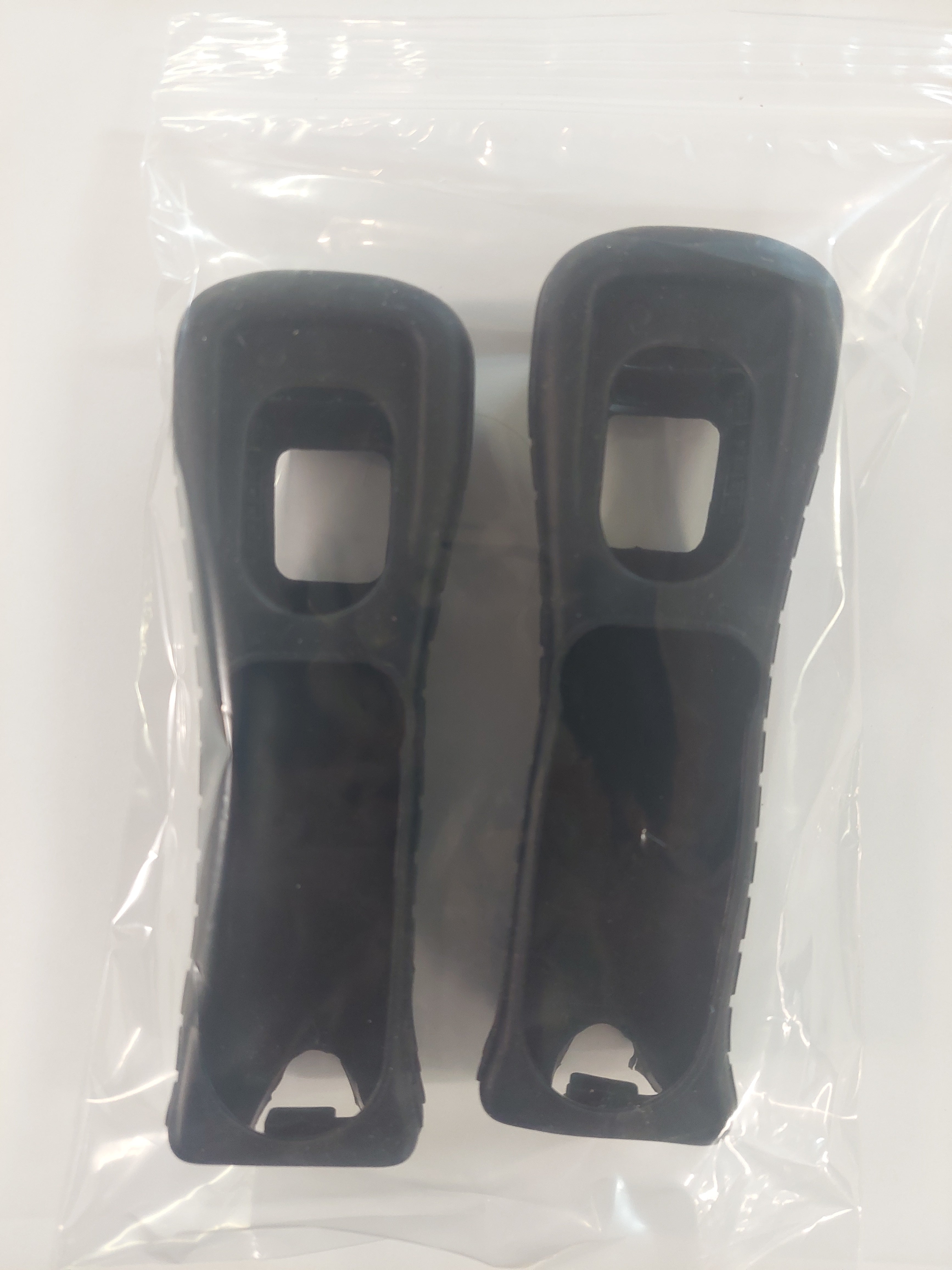 Wii Remote (2 pk) Silicone Rubber Sleeve Cover | Game Haven TX
